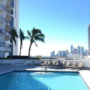 Meet your Posher, Rita